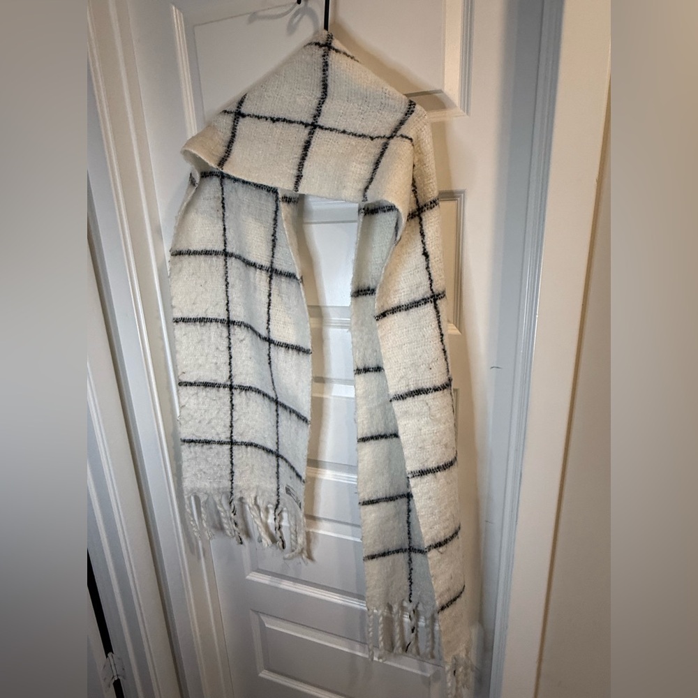 a new day White and Black Checkered Scarf